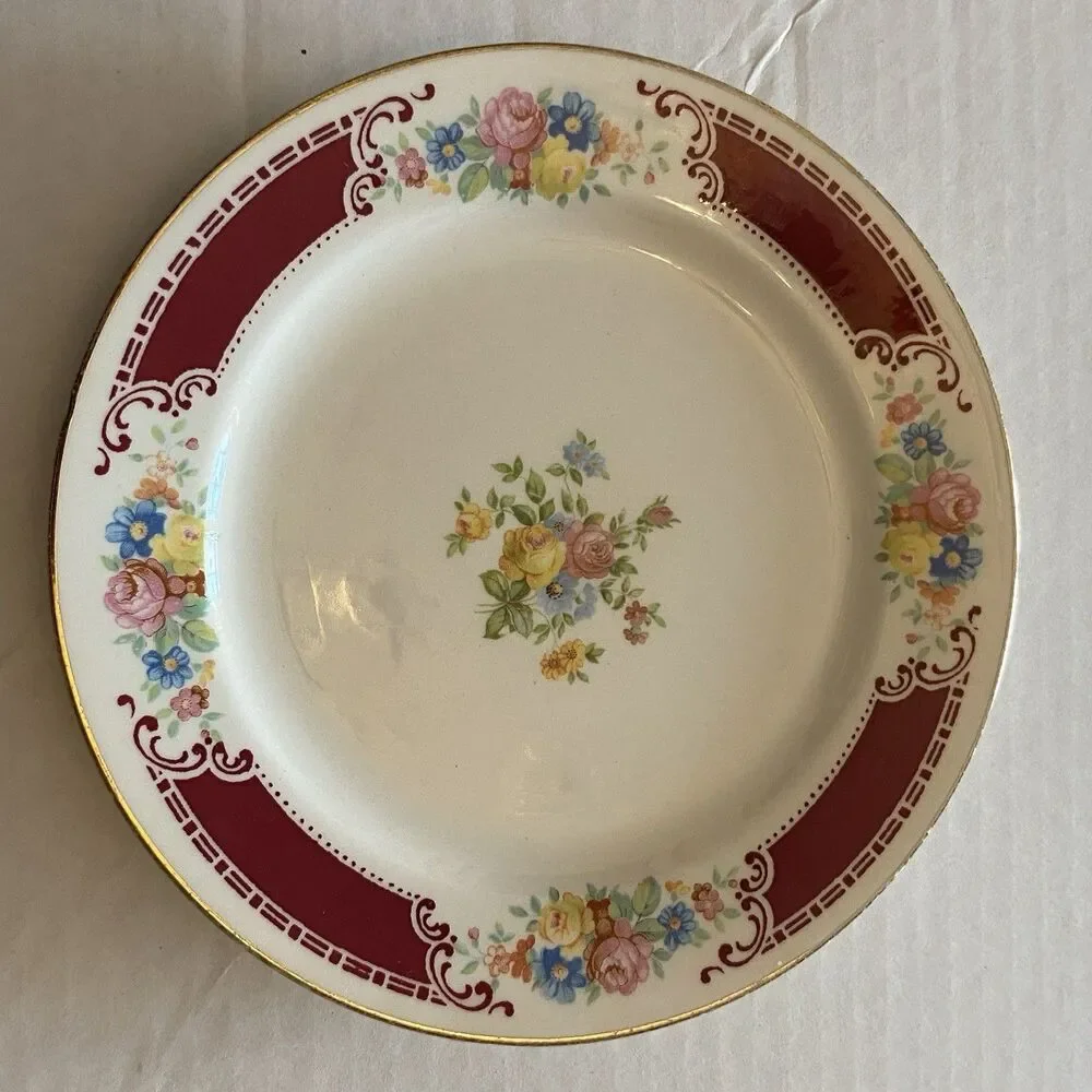 Vintage Homer Laughlin Majestic Brittany Lady Alice 6.25